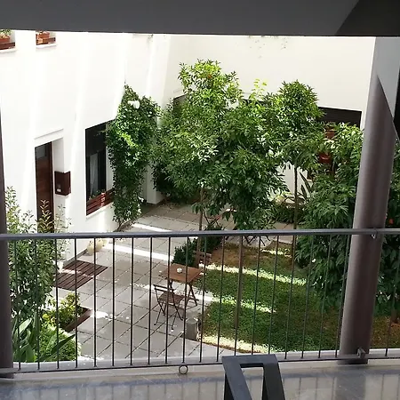 Apartamentos Patio De Viana *