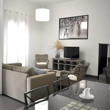 Apartamentos Patio De Viana Cordoue